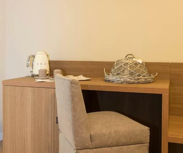 Le Affacciate Bruzie בית הארחה